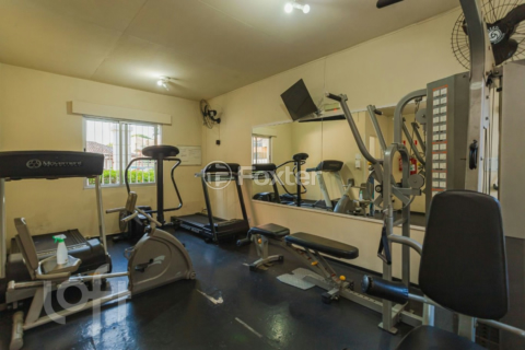 Image 27 - 994877