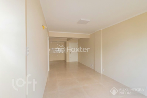 Image 7 - 995111