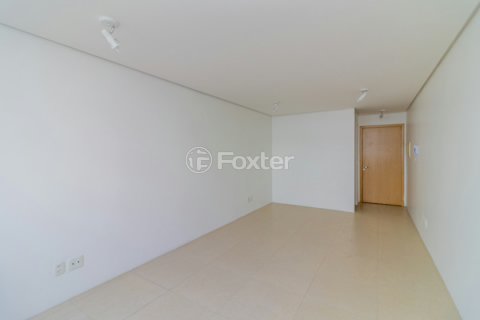 Image 3 - 995138