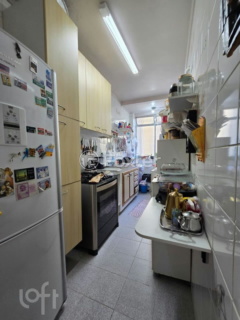 Image 24 - 995147