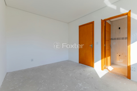Image 17 - 995182