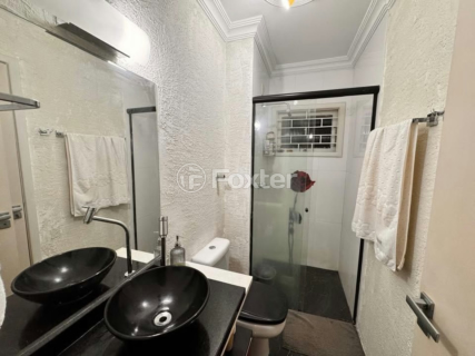 Image 7 - 995240