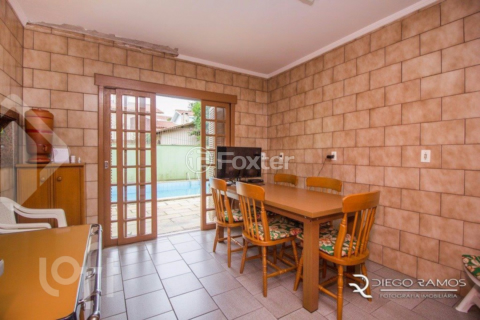 Image 36 - 995277