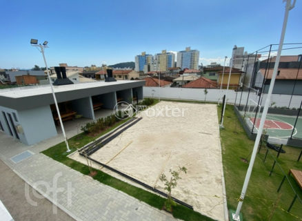 Image 35 - 995282