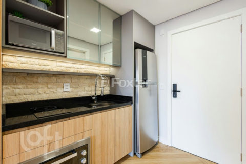 Image 3 - 995479