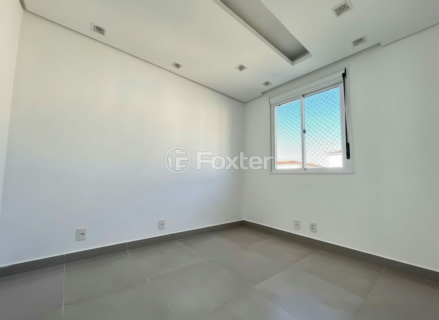 Image 17 - 995485