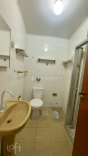 Image 8 - 995492