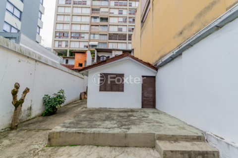 Image 23 - 995587