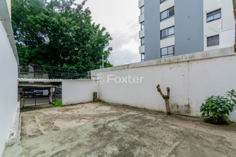 Image 28 - 995587