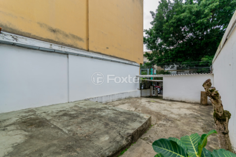 Image 27 - 995587