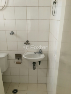 Image 7 - 995591