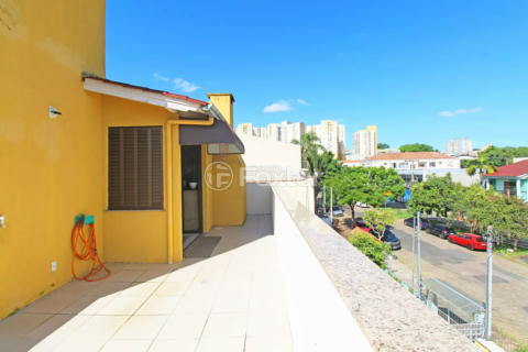 Image 37 - 995597
