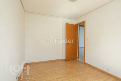 Image 3 - 995615