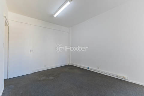 Image 4 - 995652