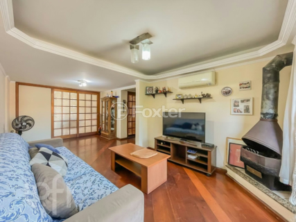 Image 33 - 995659