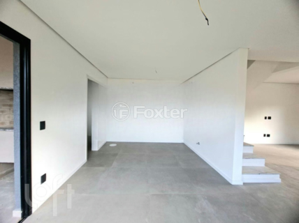 Image 4 - 995716