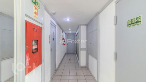 Image 35 - 995727