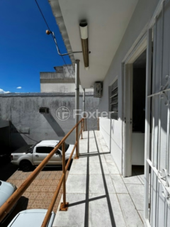 Image 3 - 995851