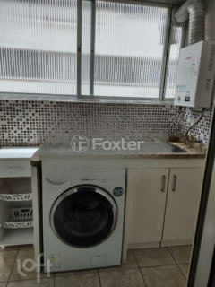 Image 31 - 995855