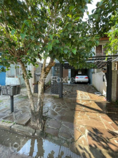 Image 11 - 995878