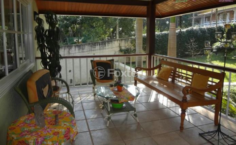 Image 8 - 995885