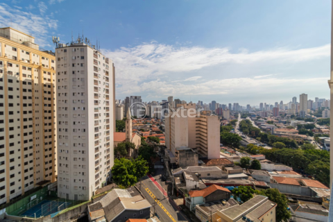 Image 4 - 995893