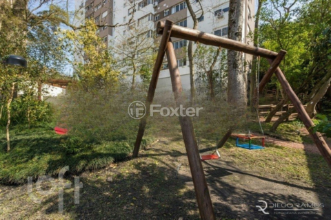 Image 6 - 995928