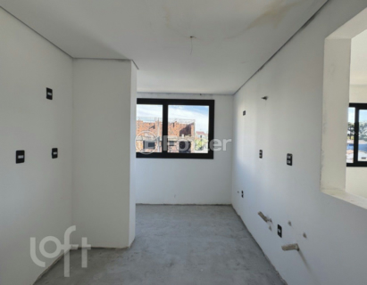 Image 7 - 995938