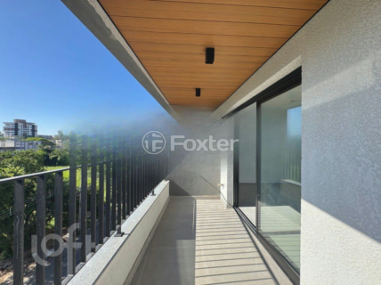 Image 3 - 995938