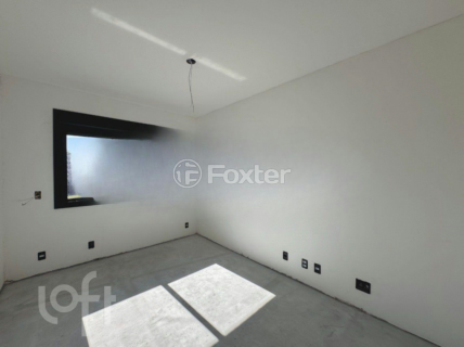 Image 17 - 995938