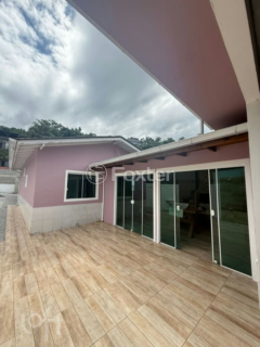 Image 21 - 995961
