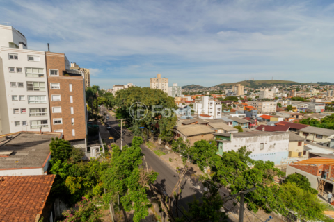 Image 6 - 995983