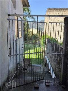 Image 23 - 995999