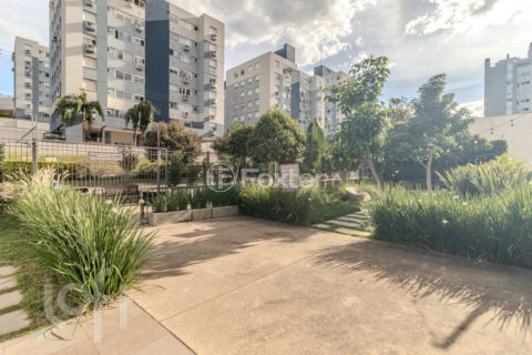 Image 32 - 996060