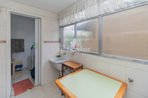 Image 32 - 996067