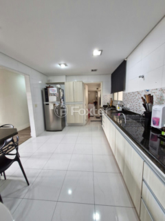 Image 8 - 996133