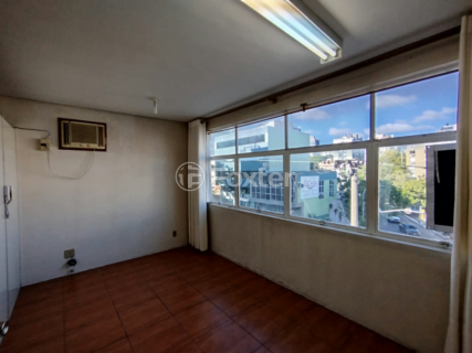 Image 8 - 996253