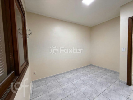 Image 3 - 996273