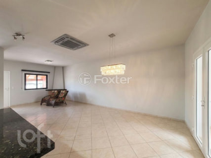 Image 8 - 996415