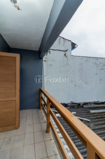 Image 28 - 996502
