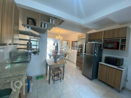 Image 3 - 996578