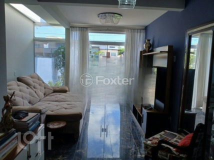 Image 8 - 996578
