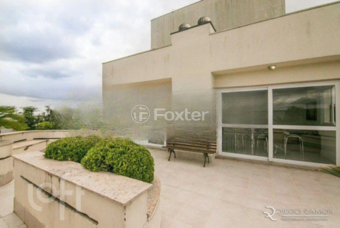 Image 34 - 996680
