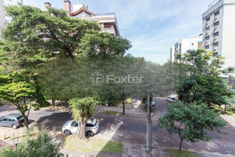 Image 8 - 996680