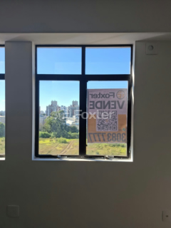 Image 37 - 996688