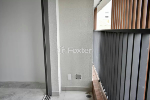 Image 7 - 996699