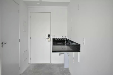 Image 3 - 996699