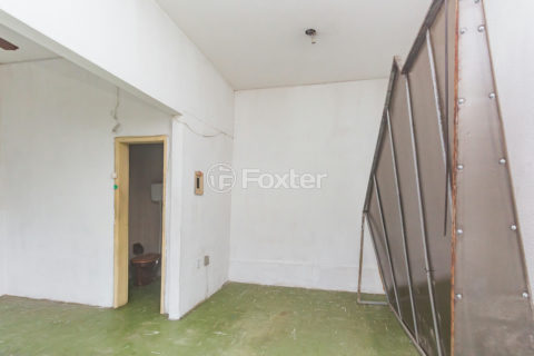 Image 4 - 996737