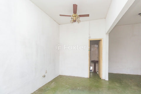Image 7 - 996737