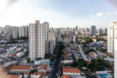Image 19 - 996777